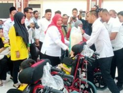 Salurkan 37 Kursi Roda, Eva Dwiana : Bulan Depan Sekolah Khusus Penyandang Disabilitas Dimulai