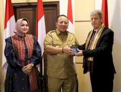 Pemprov Lampung Serahkan Bantuan Rp100 Juta Kepada Dubes Palestina Zuhair Al-Shun