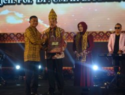 Pisah Sambut Wakapolda Lampung, Danrem 043/Gatam, Sampaikan Terima Kasih Atas Karya Bakti Dari Irjen Pol Dr. Umar Effendi, S.I.K., M.Si., Dan Selamat Datang Kepada Brigjen Pol Dr. Ahmad Ramadhan SH., M.H., M.Si