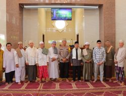 Safari Jumat Keliling, Kapolresta Bandar Lampung Ajak Jaga Kondusifitas Hingga Kepedulian Terhadap Anak