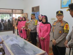 Kapolda Lampung Melayat ke Rumah Duka Nakes Meninggal saat Tugas Operasi Ketupat Krakatau 2025