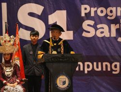 Wisuda ke 37, Rektor Bangga Alumni IIB Darmajaya Bersaing di Pasar Internasional