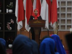 Walikota Bandar Lampung Eva Dwiana Melantik, Melepas dan Memberi Bantuan Sejumlah Pejabat Tinggi