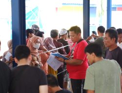 Yayasan Alfian Husin dan IIB Darmajaya Sembelih 2 Sapi dan 6 Kambing Iduladha 1445 H