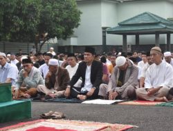 Danrem 043/Gatam, Laksanakan Sholat Idul Adha 1445 H/2024 M Bersama Masyarakat Bandar Lampung