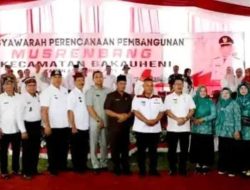 2 Legislator Kabupaten Lamsel Hadiri Musrenbang 2024 Kecamatan Bakauheni di Desa Hatta