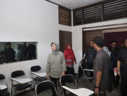 Rektor Tinjau Gedung Kampus B FKIP