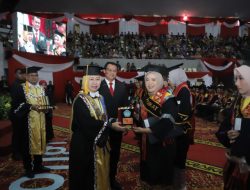 Unila Mewisuda 823 Mahasiswa Periode VII Tahun Akademik 2023/2024