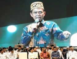 Tabligh Akbar Bareng UAS Dihadiri Ribuan Warga Lampung