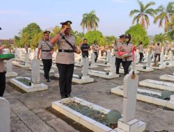 Sambut Hari Bhayangkara ke-79, Polresta Bandar Lampung Gelar Ziarah dan Tabur Bunga di Makam Pahlawan