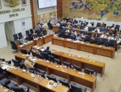 Baleg DPR dan Pemerintah Sepakati 52 RUU Prolegnas Prioritas 2025