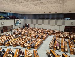 DPR Sahkan APBN 2026, MBG Rp 335 Triliun