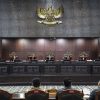 DPR dan Pemerintah Kompak Minta MK Tolak Gugatan Penyakit Kronis