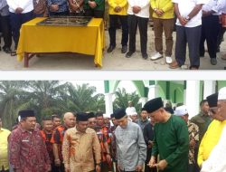 Ketua Yayasan Haji Anif, Musa Rajekshah, Resmikan Masjid Al-Musannif ke-58 dan ke-59 di Mandailing Natal