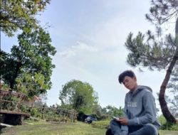 Garis Tangan: Antara Langkah dan Takdir