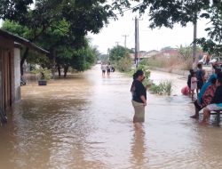 Hujan Deras, Sungai Meluap: 11 Desa di Batang Kuis Terendam Banjir