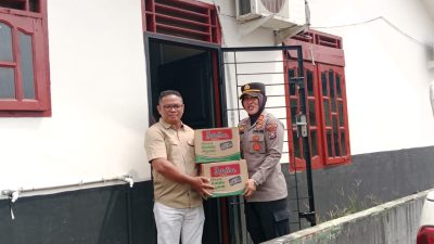 Peduli Korban Banjir, Polsek NA IX-X Bersama Pemerintah Turun Menyalurkan Bantuan