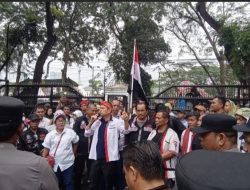 Lamsiang Sitompul SH MH Desak Presiden Tetapkan Bencana Sumatera sebagai Bencana Nasional