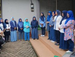 Rektor Unila Lepas 62 Peserta Gathering DWP