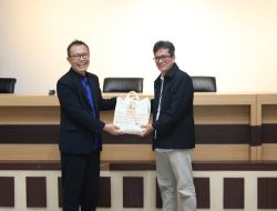 Rektor Unila Dorong Akreditasi dan Percepatan Studi di Pisah Sambut Fakultas Teknik