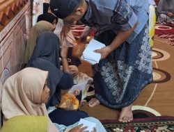 Dr. Zainal Abidin Pakpahan dan Keluarga Berbagi dengan Anak Yatim di Labuhanbatu