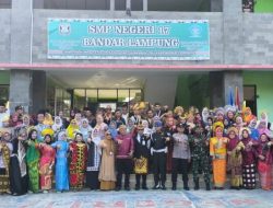 SMPN 17 Bandar Lampung Peringati Hardiknas 2026, Dorong Kolaborasi Pendidikan Berkualitas