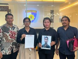 Istri Korban Dugaan Pembunuhan Berencana Oknum TNI dan Pengawas PT Agrinas di Labura Laporkan Kapolres Labuhanbatu dan Jajaran ke Mabes Polri