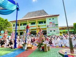 Dihadiri Kabid Dikdas: Maulid Nabi di SDN 2 Rawa Laut Semarak, Kembang Telur Jadi Daya Tarik