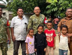 Dansatgas TMMD ke 130 Kodim 0209/Labuhanbatu, Anak Warga Minta Berfose Ria
