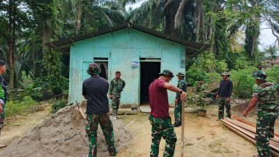Satgas TMMD Lanjutkan Pengerjaan RTLH Milik Bapak Suroto di Desa Aek Batu, Torgamba